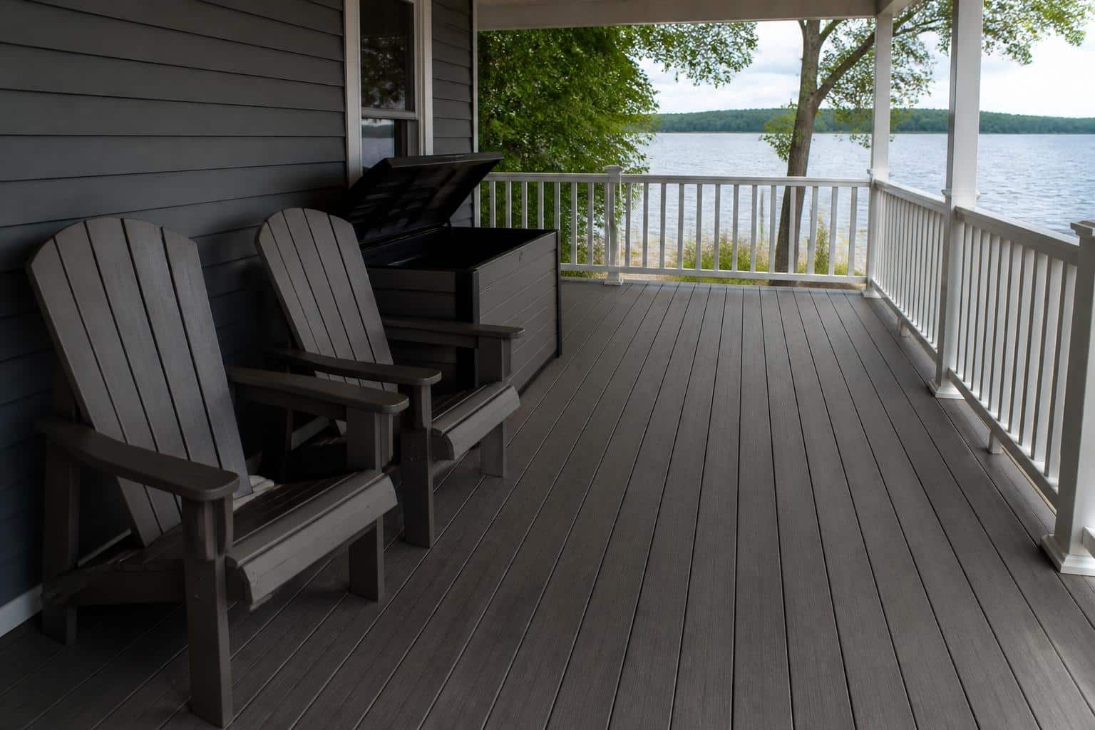 Sheltered lakefront seating area near the house